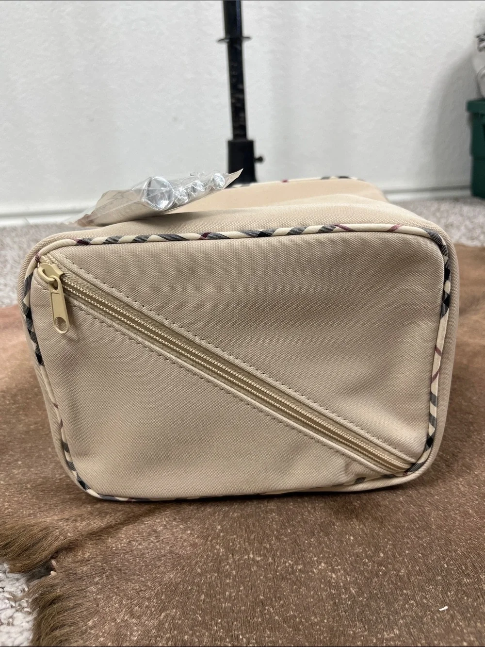 Burberry Travel Plaid Nova Check Canvas Globe Trotter Bag Beige Makeup Brush Set